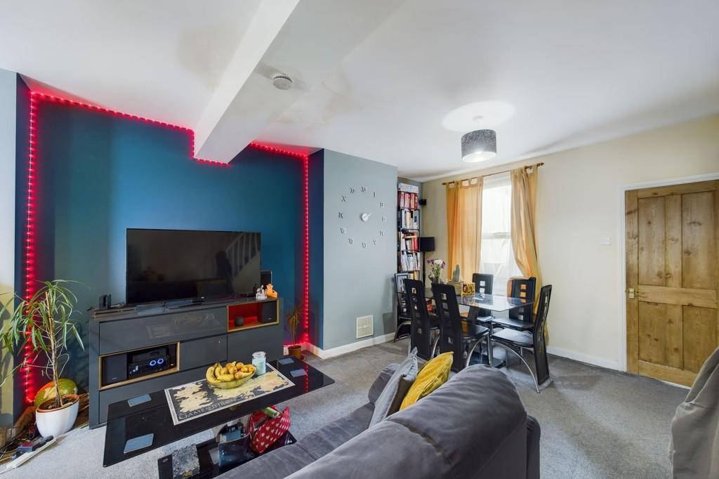 Maxton Road, Dover 3 bed terraced house for sale £200,000