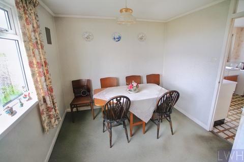 3 bedroom bungalow for sale, 3 Garth Estate, Pontllyfni