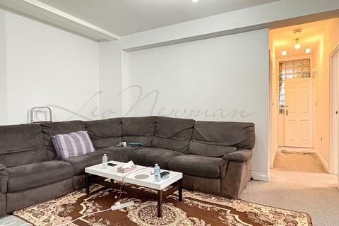 1 bedroom flat to rent, Wellesley Court, Maida Vale, W9