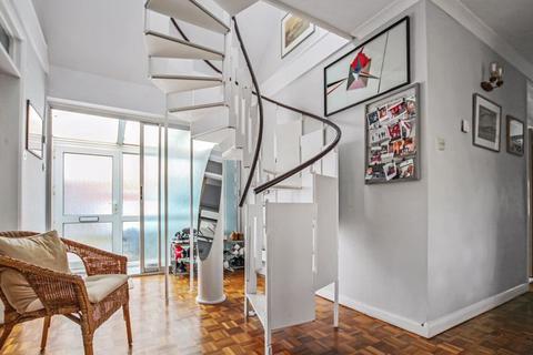 3 Links View, Dartford, DA1 2TR
