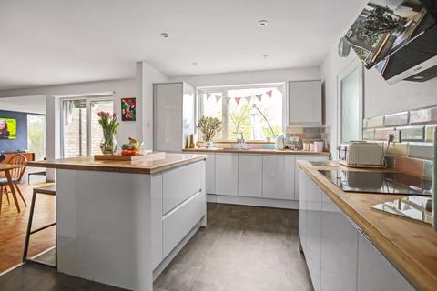 3 Links View, Dartford, DA1 2TR