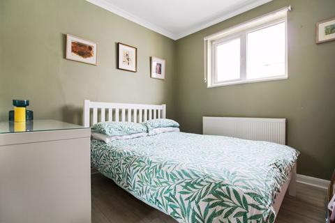 3 Links View, Dartford, DA1 2TR