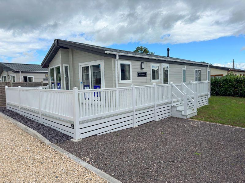 Bowdens, Langport 3 bed park home for sale £180,000