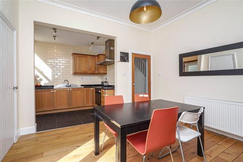 11 Braidbar Road, Giffnock, Glasgow, G46 6HB