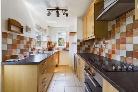 2 bedroom bungalow for sale - Barnaby Square, Bushbury, Wolverhampton, WV10