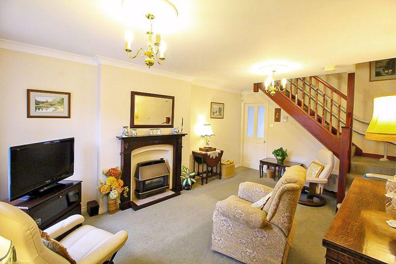 The Ridgeway, SEDGLEY, DY3 3UH 2 bed townhouse £185,000