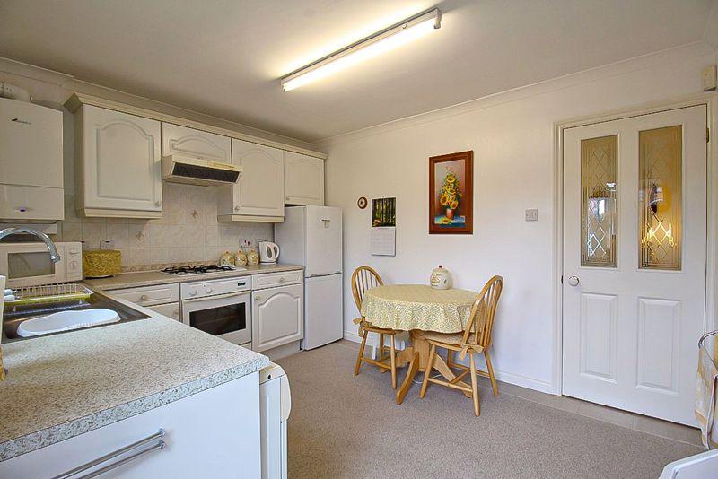 Dining kitchen