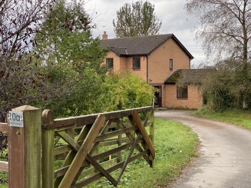 Finch Lane, Appley Bridge 4 bed detached house £485,000