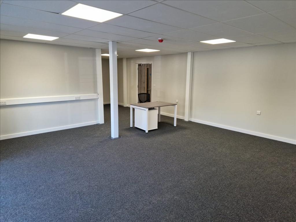 Units 16, Commercial Road,The Storage Team Corby, Serviced office to