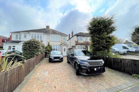 3 bedroom semi-detached house for sale, Conway North, Havering Atte Bower, ROMFORD