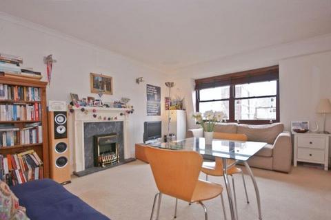 1 bedroom apartment to rent, Wood Close, E1