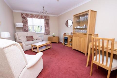 1 bedroom retirement property for sale, Chelmsford Road, Shenfield, Brentwood CM15