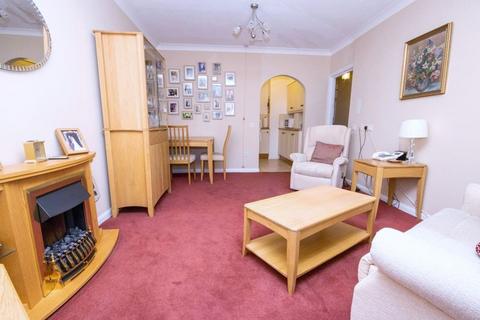 1 bedroom retirement property for sale, Chelmsford Road, Shenfield, Brentwood CM15