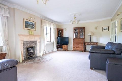 5 bedroom detached house for sale, Brockley Grove, Brentwood CM13