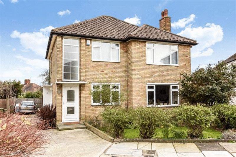 Garrard Close, Chislehurst 2 bed ground floor for sale £