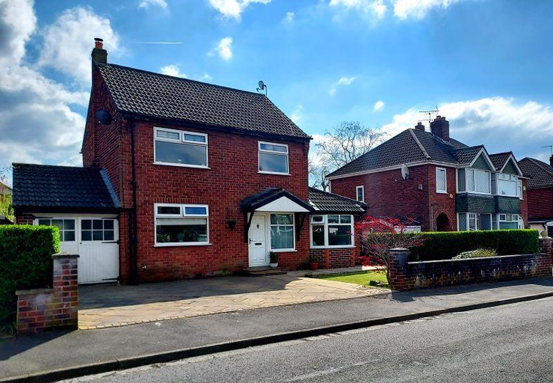 Whitefield Road, Preston PR1 4 bed detached house for sale £315,000