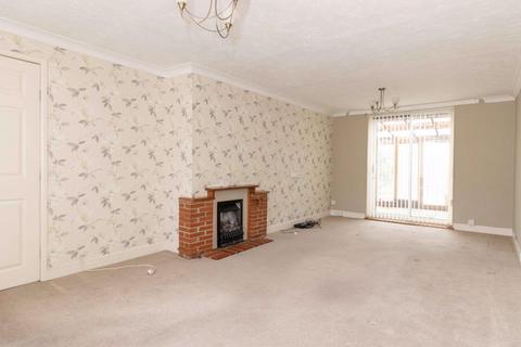 10 Melbourne Way, Goring By Sea, Worthing, BN12 4RU