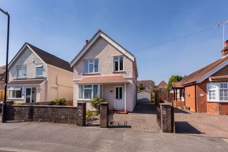 Alwyn Road, Maidenhead SL6 3 bed detached house for sale £525,000