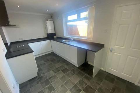 2 bedroom terraced house to rent, Britannia Place, Redcar, TS10