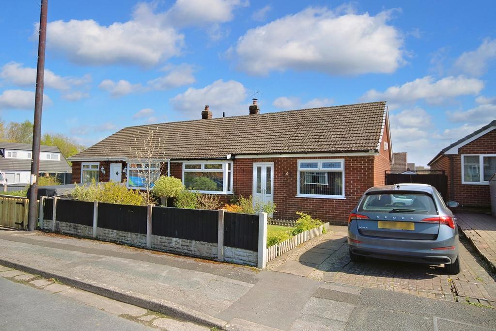 Coogee Avenue, Great Sankey... 3 bed semidetached bungalow £275,000