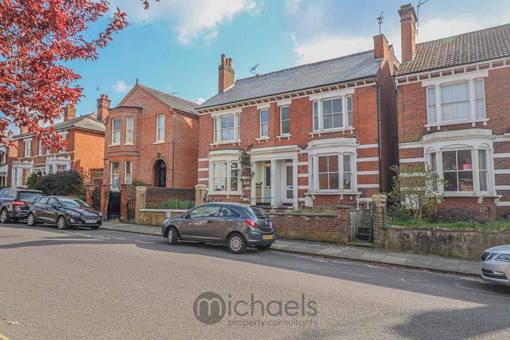 Beaconsfield Avenue, Colchester, CO3 4 bed semidetached house for sale