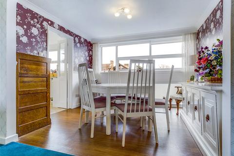 2 bedroom apartment for sale, Claire Court, 235 Lymington Road, Highcliffe, Dorset, BH23
