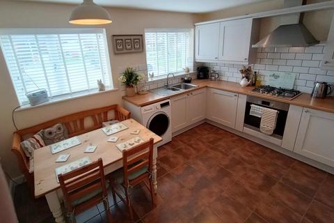 3 bedroom house for sale, York Drive, Mickle Trafford, Chester
