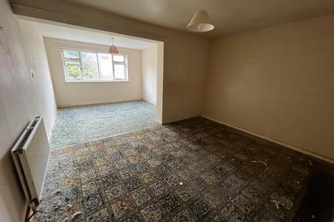 14 Bryncastell, Bow Street, SY24 5DE