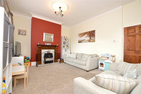 3 bedroom semi-detached house for sale, Greenside, Pudsey, West Yorkshire