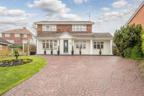 4 bedroom detached house for sale - St. Andrews Close, The Straits
