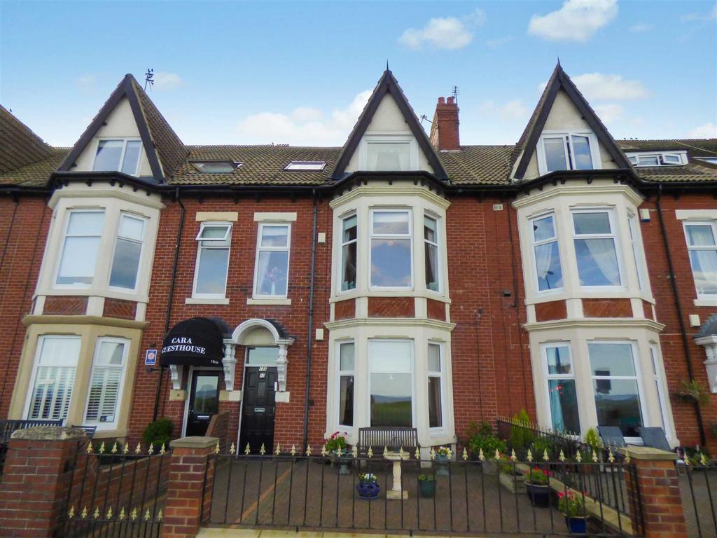 The Links, Whitley Bay 2 bed apartment £850 pcm (£196 pw)