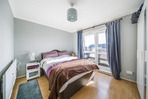 7 Brackley Close, Wallington, SM6 9JR