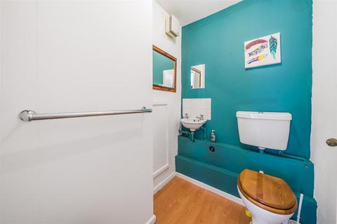 7 Brackley Close, Wallington, SM6 9JR