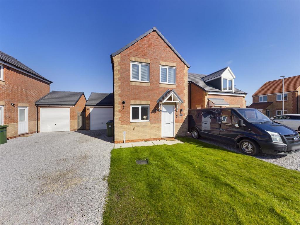 Warminster Close, Bridlington 3 bed semidetached house for sale £184,950