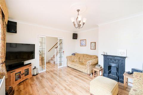 45 Ladyfields, Loughton, IG10 3RP