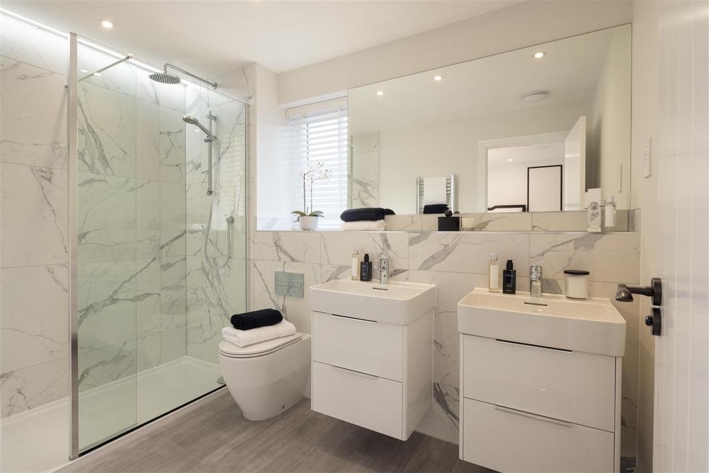 Principal en suite.jpg