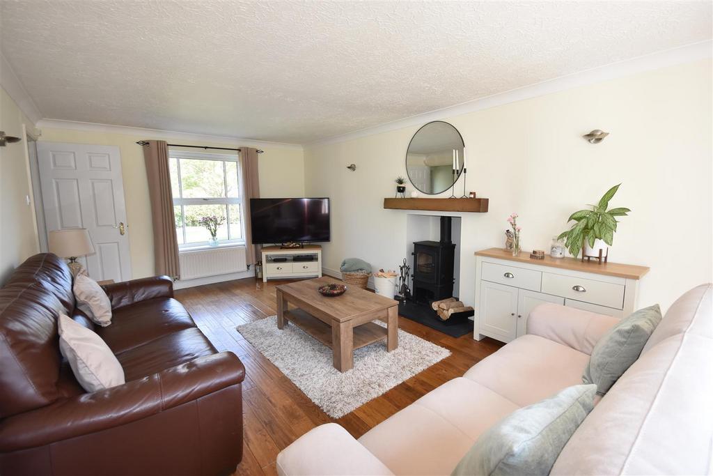 Naseby Avenue, Newark 4 bed detached house for sale £352,500