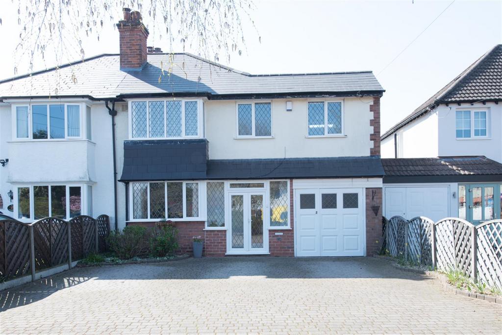 Whitehouse Common Road, Sutton Coldfield 3 bed semidetached house for