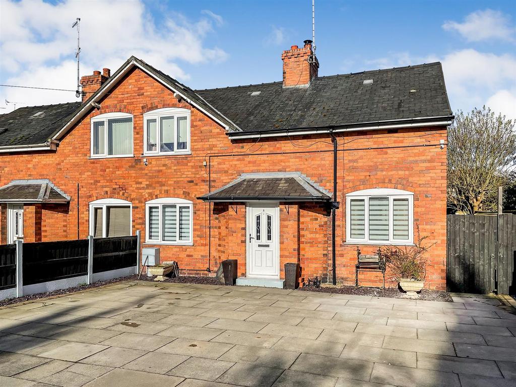 West Street, Chirk 4 bed semidetached house for sale £199,950