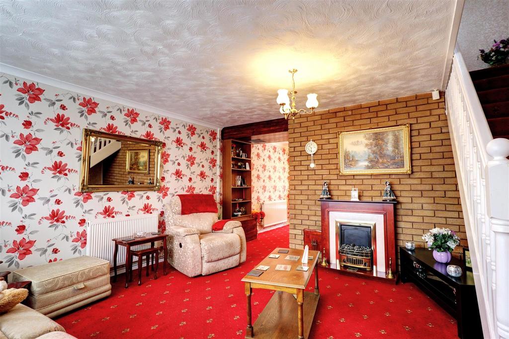 Fair Isle Drive, Glendale, Nuneaton 3 bed link detached house £250,000