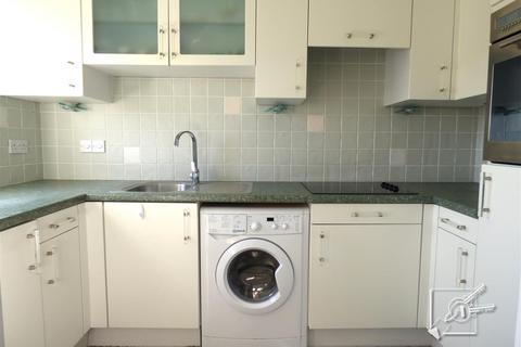 1 bedroom retirement property for sale, St James Oaks, Trafalgar Rd, Gravesend