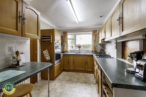 59 Stonecross Drive, Sprotbrough, Doncaster, DN5 7QH