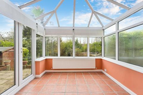 69 Derek Avenue, West Ewell, Epsom, KT19 9HP