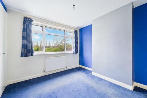 69 Derek Avenue, West Ewell, Epsom, KT19 9HP