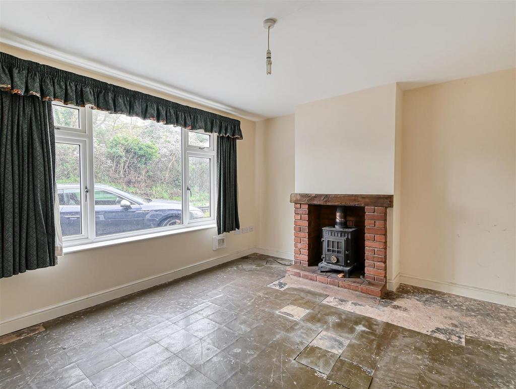 Woodstock, Worfield, Bridgnorth 3 bed semidetached house £230,000