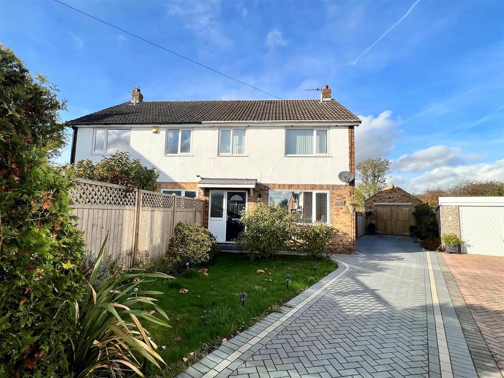 Sandfield Close, Market Weighton 3 bed semidetached house for sale £