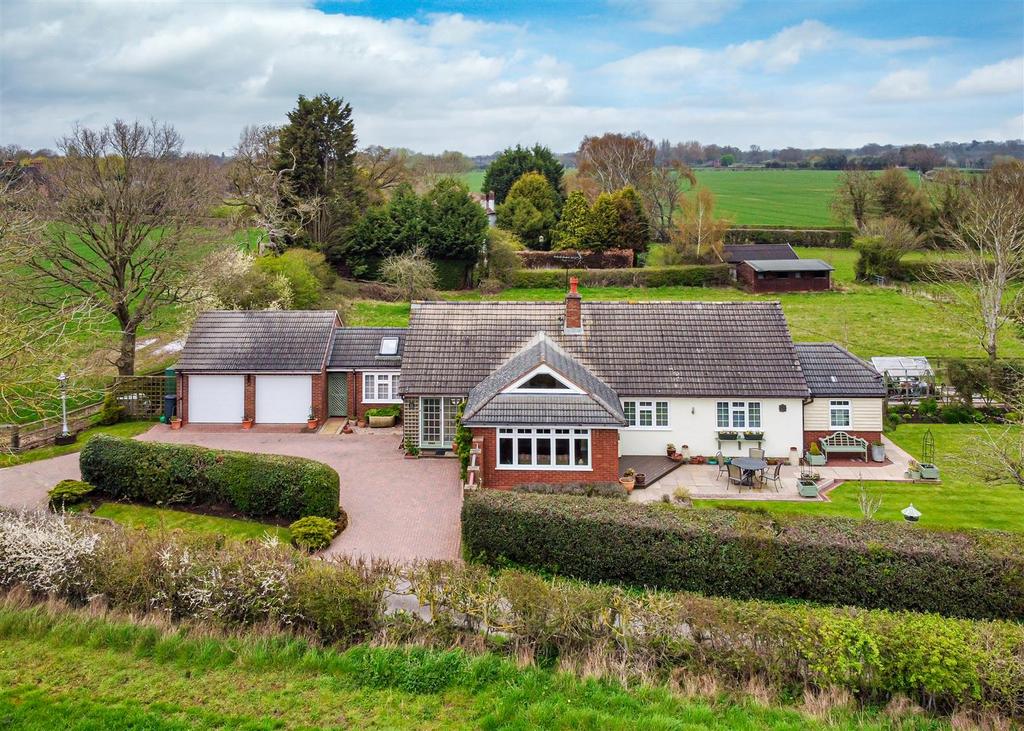 Holly Lodge, Church Lane, Boningale, Albrighton 3 bed detached bungalow for sale £649,950
