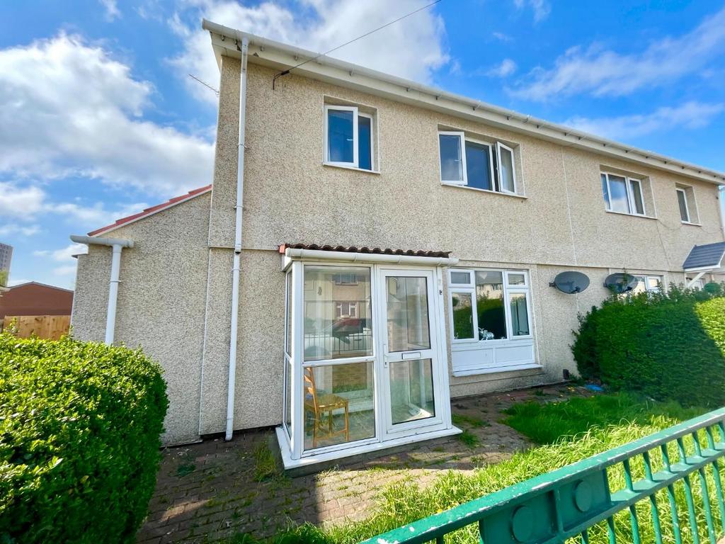 Carisbrooke Avenue, Middlesbrough 3 bed semidetached house for sale