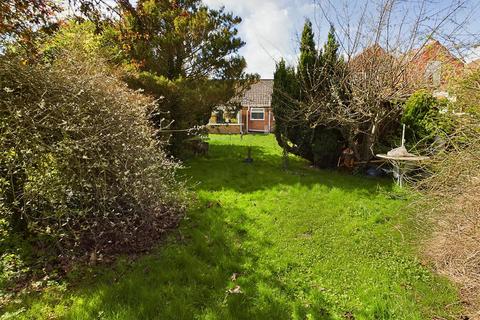 2 bedroom detached bungalow for sale, Carlton Road, Boston