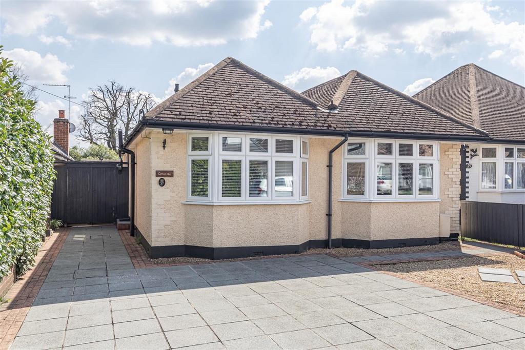 Dickens Drive, Row Town 3 bed detached house £595,000